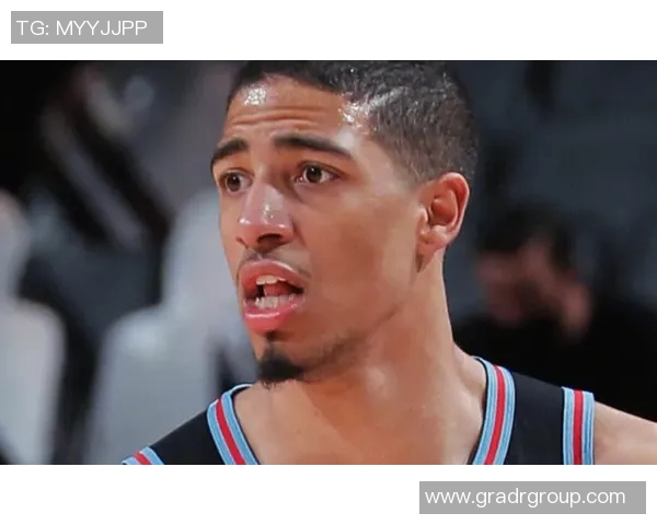 哈里伯顿坚定表态带伤作战只要能走路就绝不缺席比赛